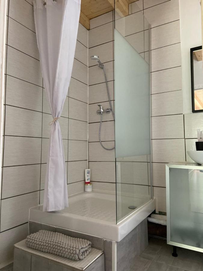 Le Chene: Petit Chalet Cosy Proche De Mulhouse Riedisheim المظهر الخارجي الصورة